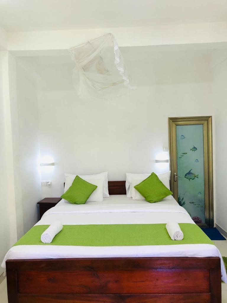 Silent Oasis Apartment Ella Bagian luar foto